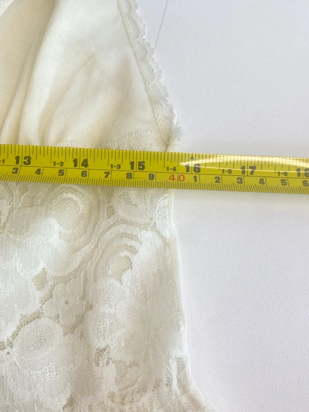 Vintage sheer nylon/chiffon nightgown lingerie Ivory Cream Lace 60s 70s Small - Picture 14 of 16